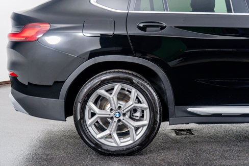 Used 2025 BMW X4 xDrive30i image 8