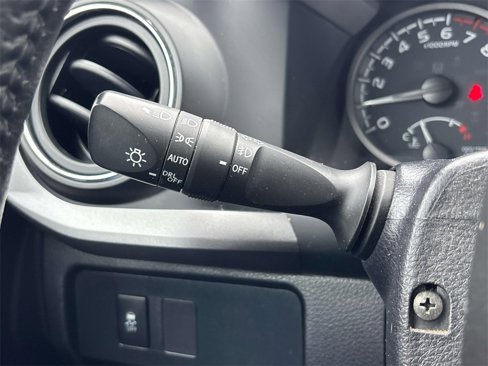 Used 2023 Toyota Tacoma TRD Sport image 27