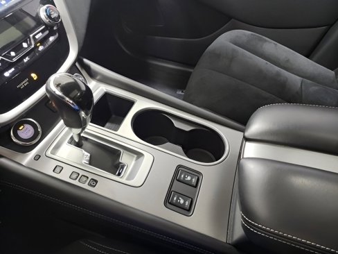 Used 2019 Nissan Murano SV w/ Premium Package image 34