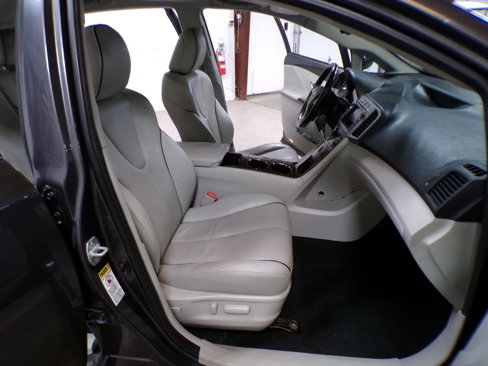 Used 2009 Toyota Venza AWD image 15