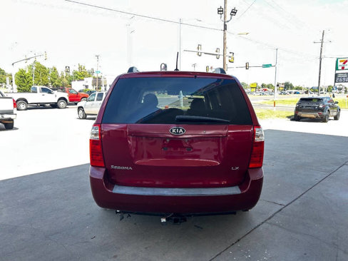 Used 2009 Kia Sedona LX image 4