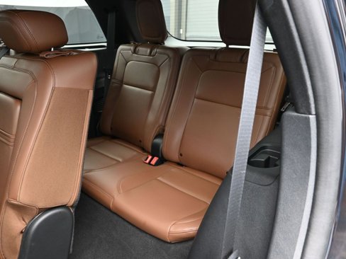 Used 2023 Lincoln Aviator Reserve w/ Elements Package Plus image 18