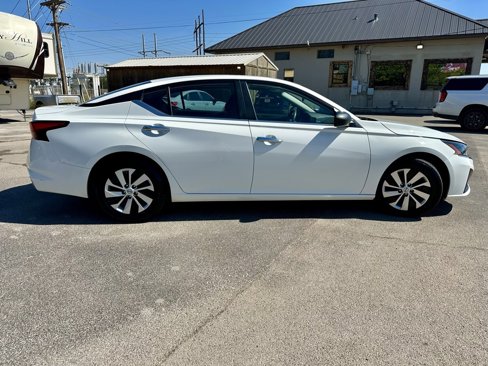Used 2024 Nissan Altima 2.5 S image 6