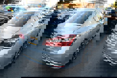 Used 2017 Honda Accord LX image 7