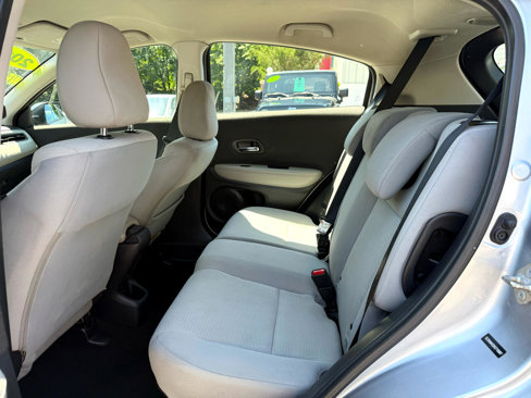 Used 2019 Honda HR-V LX image 15