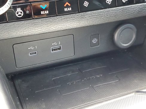 Used 2023 Mitsubishi Outlander SEL image 69