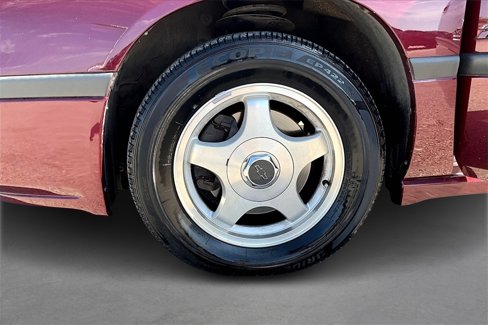 Used 2002 Chevrolet Impala LS w/ Preferred Equipment Group image 8