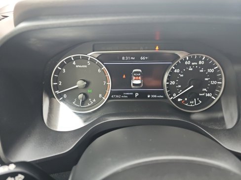 Used 2023 Nissan Rogue SV image 21