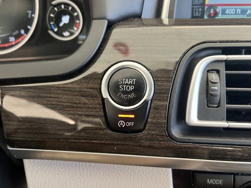 Used 2014 BMW 750Li xDrive image 19