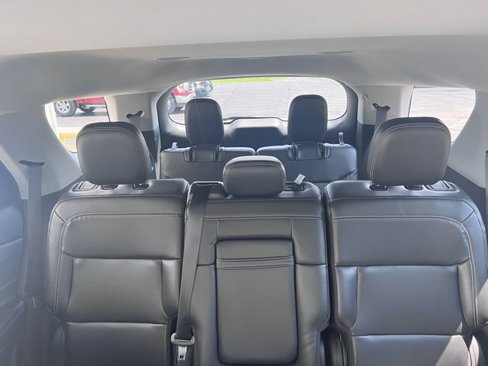 Used 2023 Ford Explorer XLT w/ Equipment Group 202A image 36