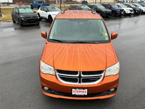 Used 2011 Dodge Grand Caravan Crew image 10