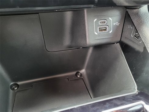 Used 2022 Jeep Compass Limited image 22