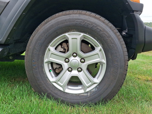 Used 2019 Jeep Wrangler Unlimited Sport S image 2