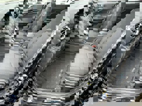 New 2026 Hyundai Venue SE image 13