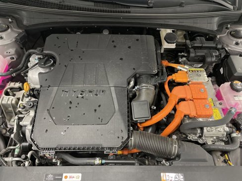 Used 2024 Hyundai Elantra Limited image 39