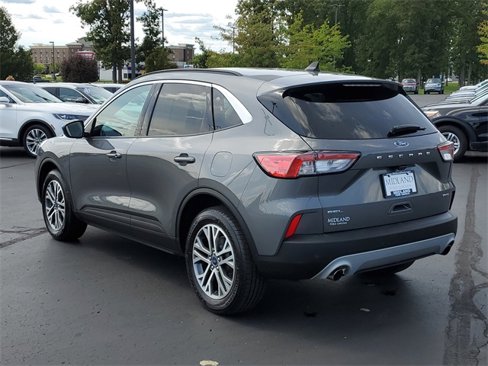 Used 2022 Ford Escape SEL w/ Technology Package image 4