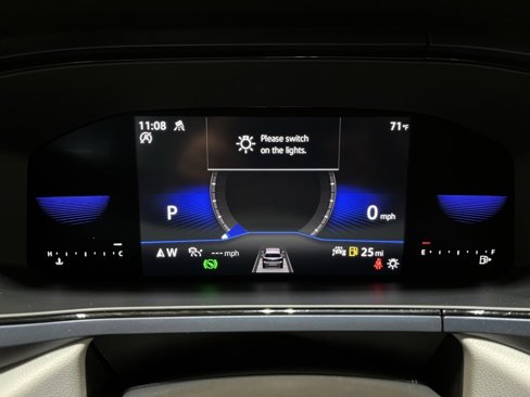 Used 2022 Volkswagen Taos SE image 5