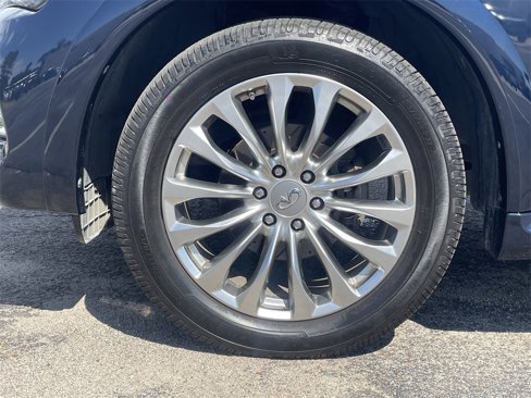 Used 2015 INFINITI QX80 Luxe w/ 22" Wheel Package image 9