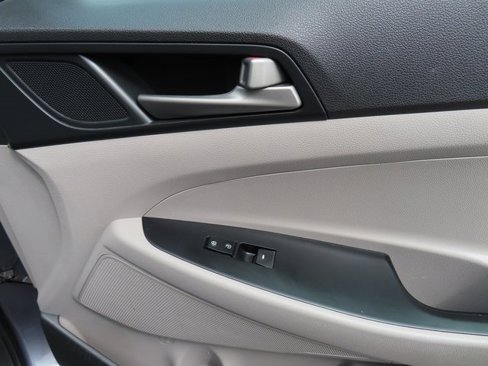 Used 2018 Hyundai Tucson SEL image 33
