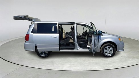 Used 2011 Dodge Grand Caravan Mainstreet w/ PWR Convenience Group image 14
