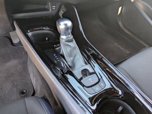Used 2021 Toyota C-HR XLE image 23