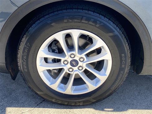 Used 2020 Ford Escape SE image 23