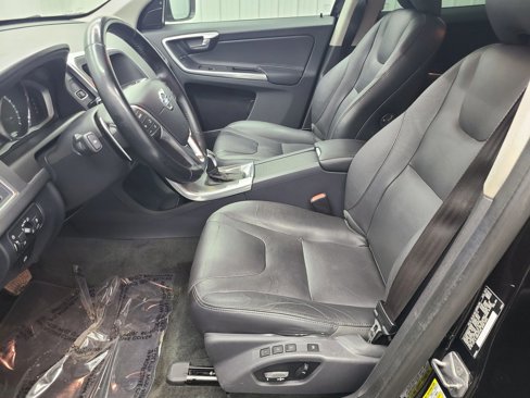 Used 2015 Volvo XC60 T6 Premier Plus image 22