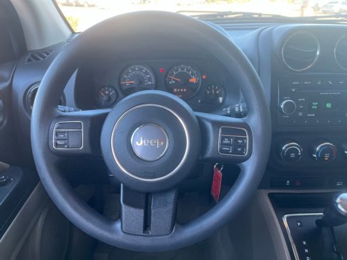 Used 2016 Jeep Compass Sport w/ Power Value Group image 27