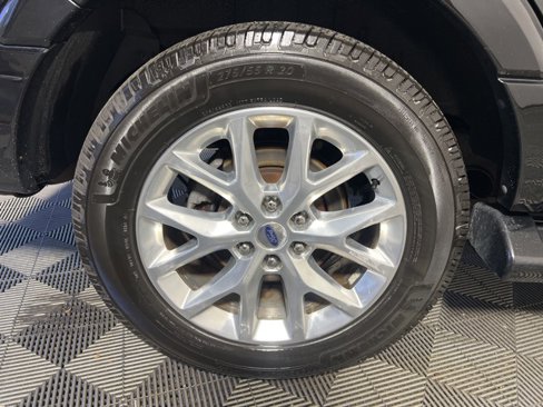 Used 2017 Ford Expedition Limited image 8