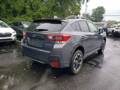 Certified 2022 Subaru Crosstrek 2.0i Premium image 3