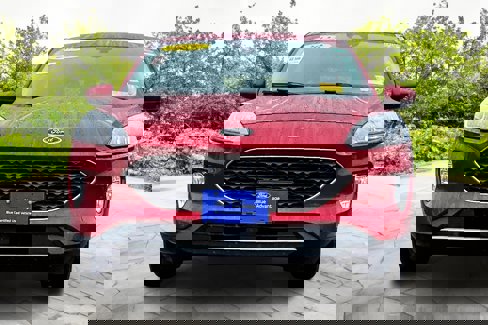 Certified 2022 Ford Escape SEL image 3