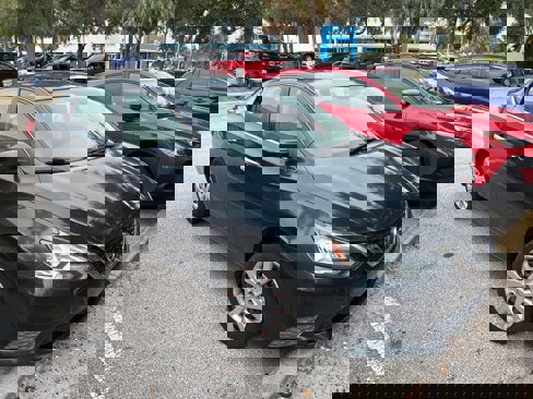Used 2016 Nissan Sentra SV image 4