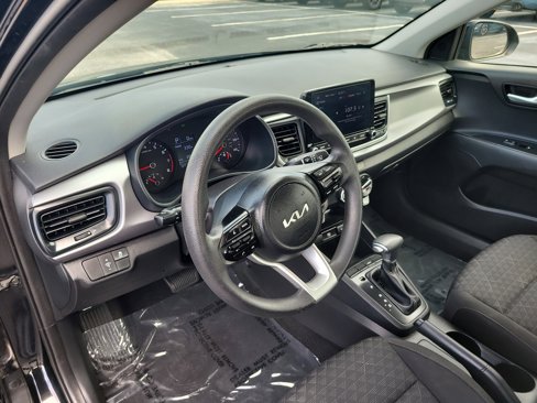 Used 2023 Kia Rio S image 18