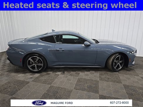 Used 2024 Ford Mustang Premium image 2