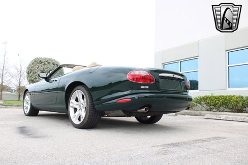 Used 2003 Jaguar XK8 Convertible image 26