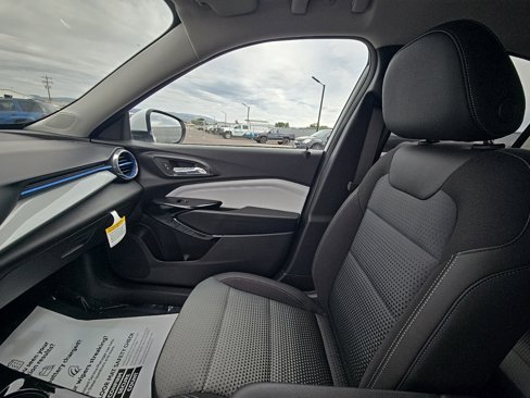 New 2025 Chevrolet Trax LT w/ LT Convenience Package image 27
