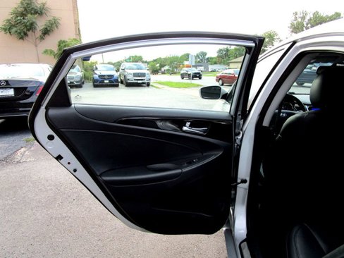 Used 2011 Hyundai Sonata Limited image 31
