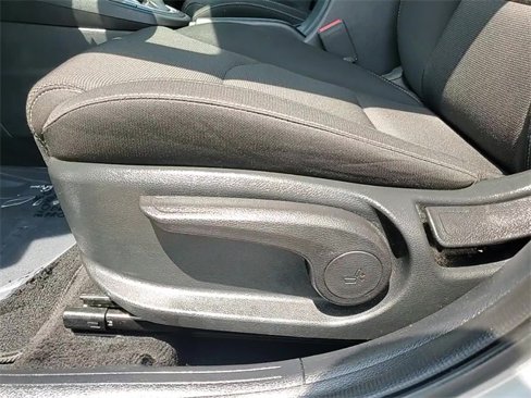 Used 2022 Kia Forte LXS w/ LXS Technology Package image 10