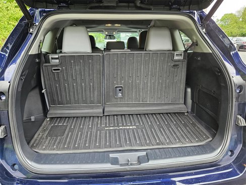 Used 2022 Toyota Highlander XLE image 22