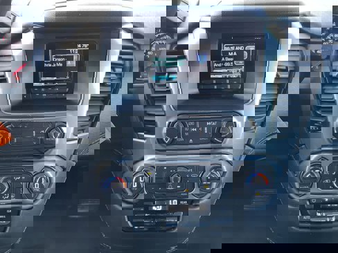 Used 2016 Chevrolet Tahoe 4WD image 13