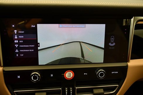 Certified 2023 Porsche Macan image 23