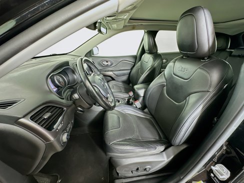 Used 2021 Jeep Cherokee Limited w/ Elite Package image 13