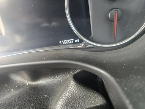 Used 2017 GMC Acadia Denali w/ Technology Package image 4