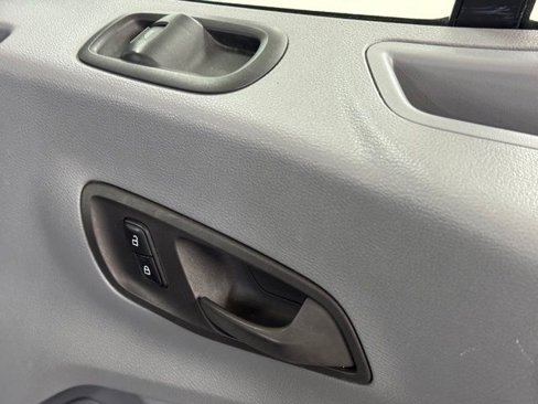 Used 2019 Ford Transit 250 130 Medium Roof image 22