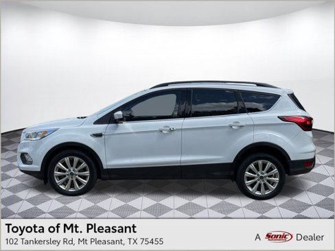 Used 2019 Ford Escape SEL image 1