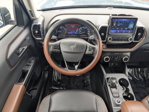 Used 2024 Ford Bronco Sport Outer Banks image 31