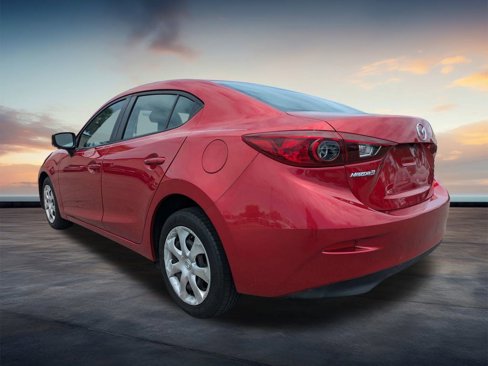 Used 2018 MAZDA MAZDA3 Sport image 6