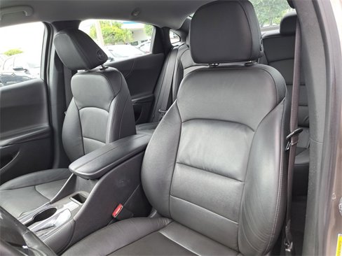 Used 2020 Chevrolet Malibu LT w/ Leather Package image 18