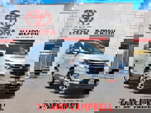 Used 2021 Chevrolet Equinox LT image 1