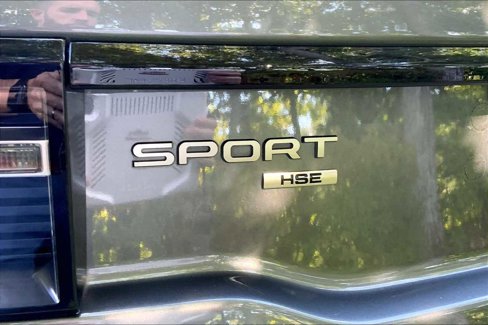 Used 2019 Land Rover Discovery Sport HSE image 9